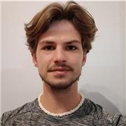 Profesor de cualquier materia que tenga relación con la comunicación audiovisual.